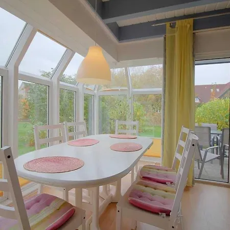 Holiday home Strandlaeufer Tp6 *